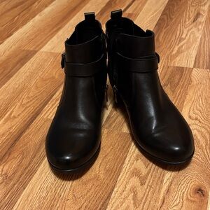 Rockport Leather Black Ankle Boots, size 7